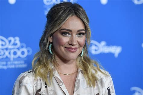 hilary duff topless|Hilary Duff Poses Naked And Talks Body Acceptance, Motherhood